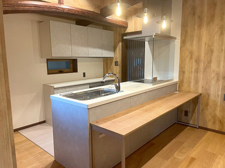 戸建フルリフォーム 旅の記憶をかたちにした、古民家カフェ風の心地よい住まい